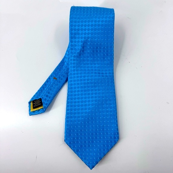 Donald Trump Silk Signature Collection Luxury Blue Textured Geometric Tie - Picture 4 of 8